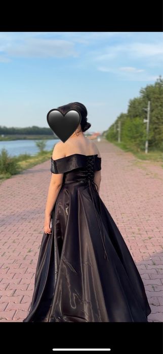 Продам платье , носили всего один раз