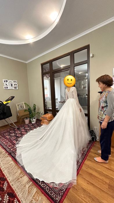 Дизайнерское свадебное платье