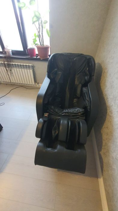массажный кресло