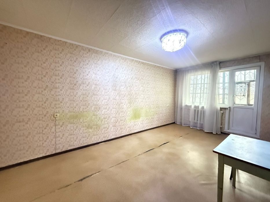 Продается двух комнатная квартира