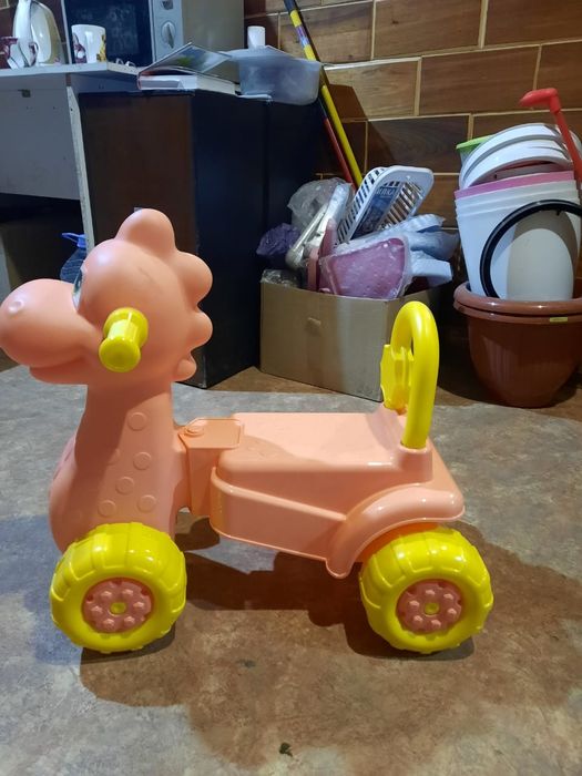 Продам машинка-дракон