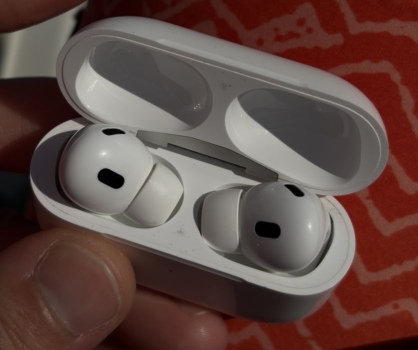 Apple Airpods Pro 2 USB-C 2024 originale dopuri silicon noi + rezerve