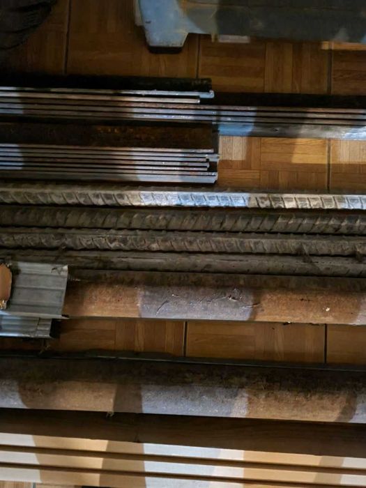 Арматура 4 прута по 4 метра 30мм, 2 трубы 60мм по 3м, уголок  5х5 29м