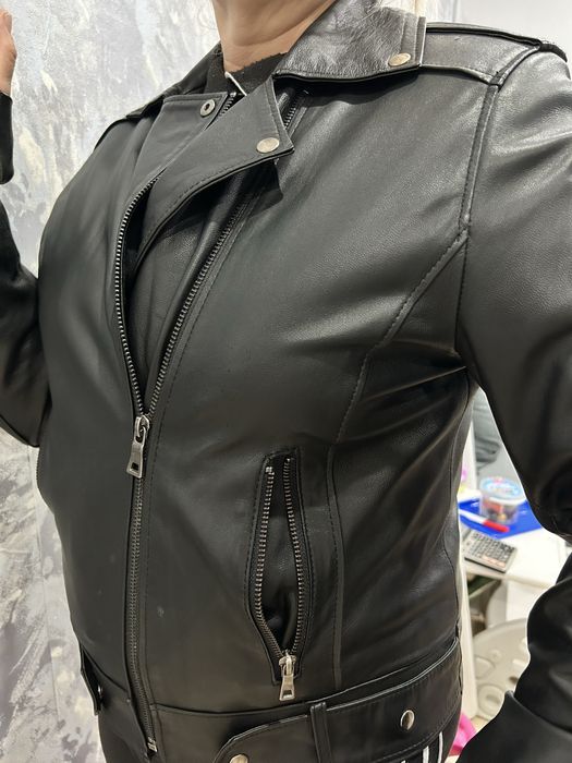 Продам кожанную куртку