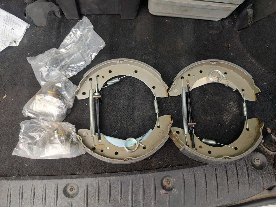 Saboți frână Lucas