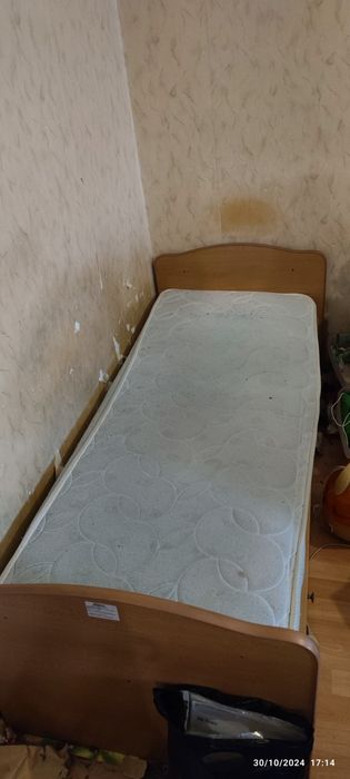 Детско легло 160х62 см, с матрак