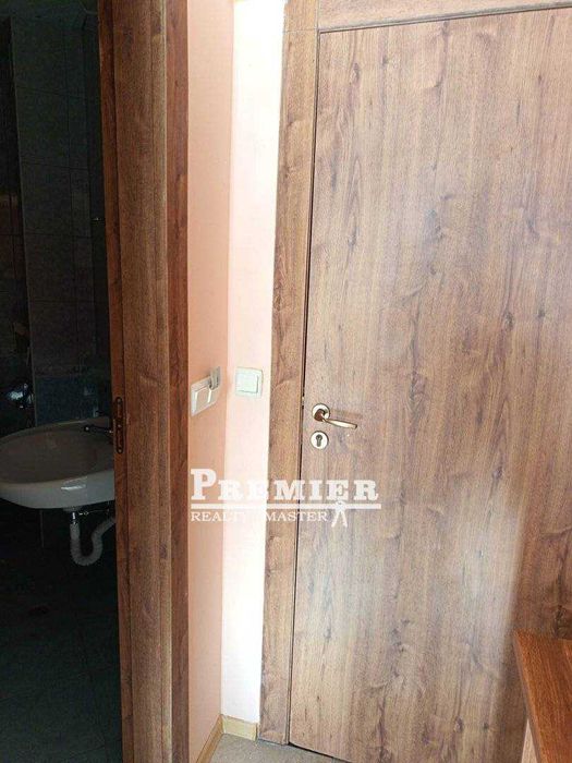 Продава се Едностаен апартамент в к.к. Слънчев бряг - 33 кв.м за 619 €/кв.м - Снимка #2