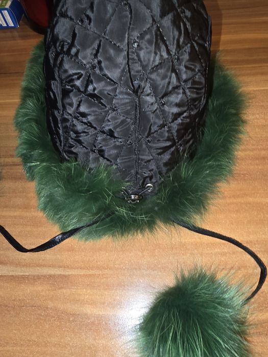 Căciulă din vulpe si piele naturală + fular asortat