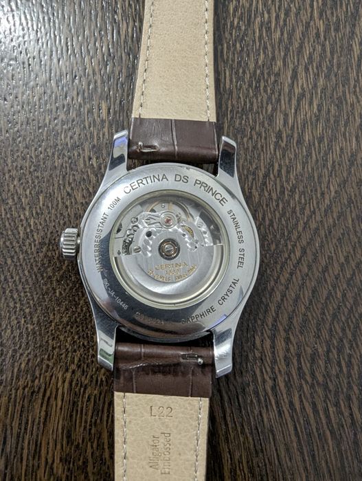 Продаю механические часы Certina