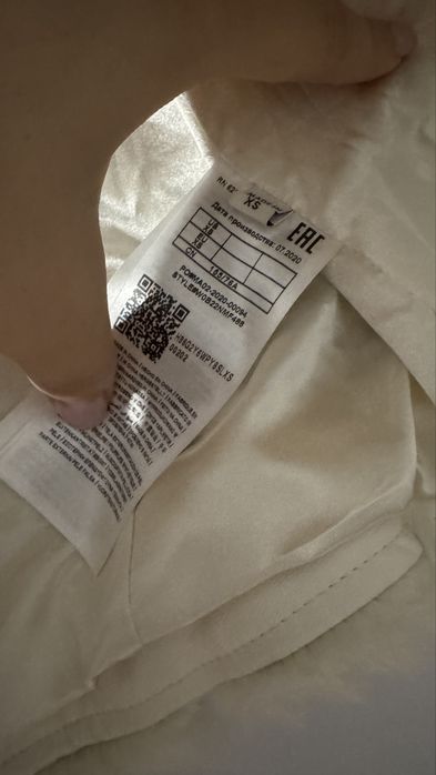 Vesta Guess marimea XS