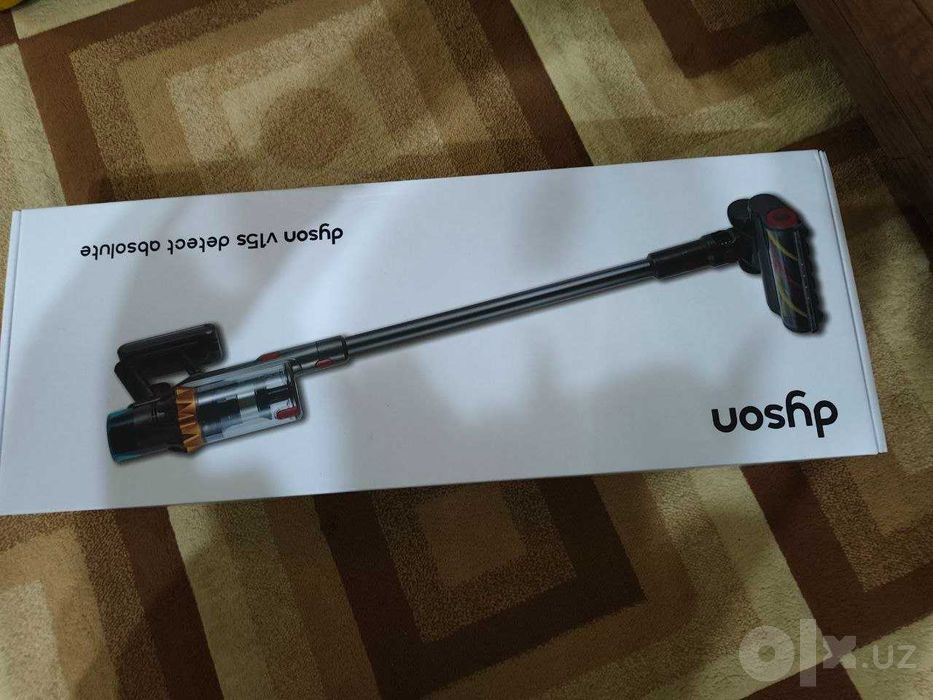 Продаю новый пылесос DYSON V15S detect absolute.