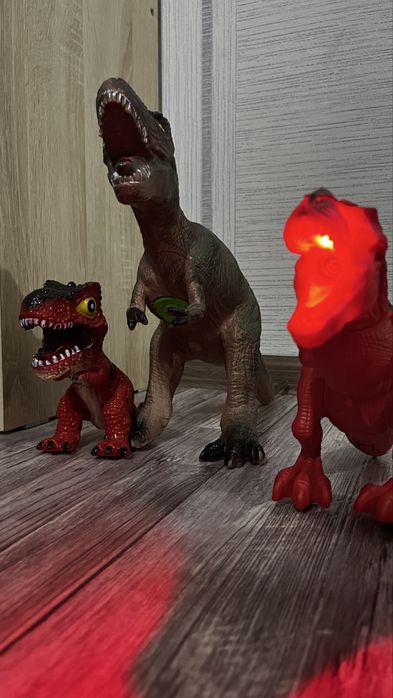 Продам игрушки машинки