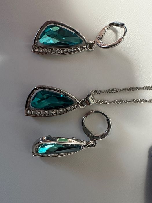 Комплект Колие с Обеци Swarovski/Сваровски