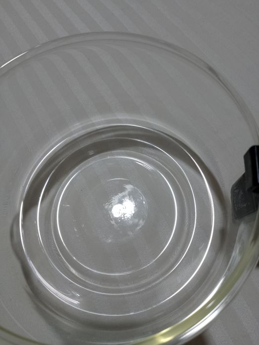 2  стъклени кани