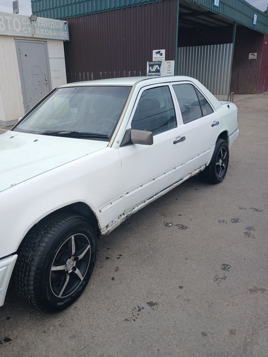 Продам Мерседес  124
