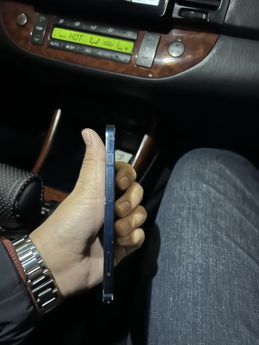 Айфон 13 128 г6 iPhone Apple  только айфо