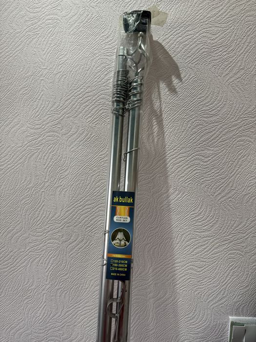 Срочно продам карниз железный