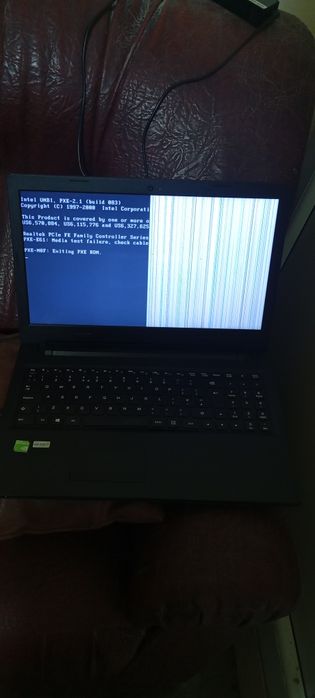 Lot 3 laptopuri Toshiba Lenovo Asus