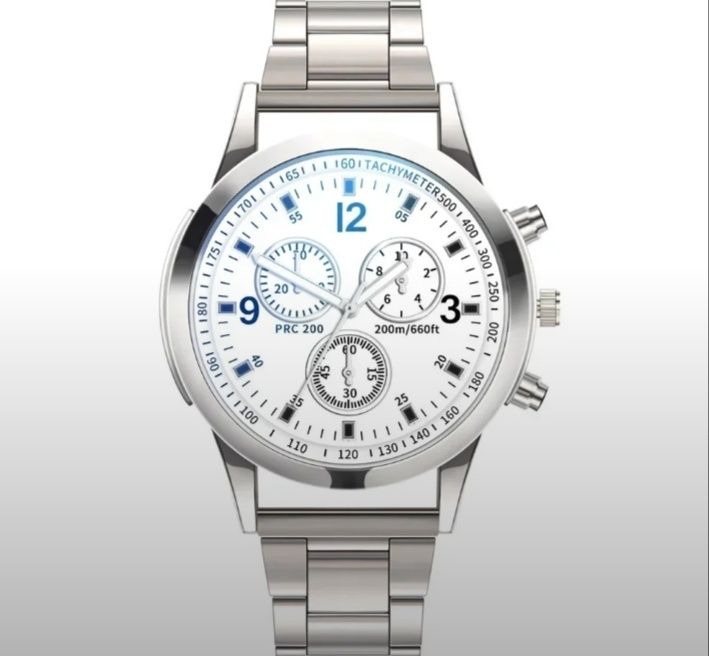 Часы кварцевые с браслетом