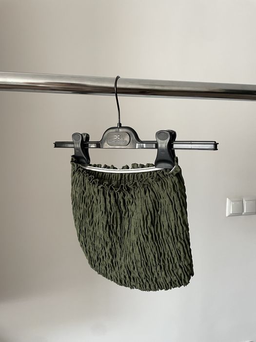 Страхотни Сетове топ и пола подходящи за специален повод