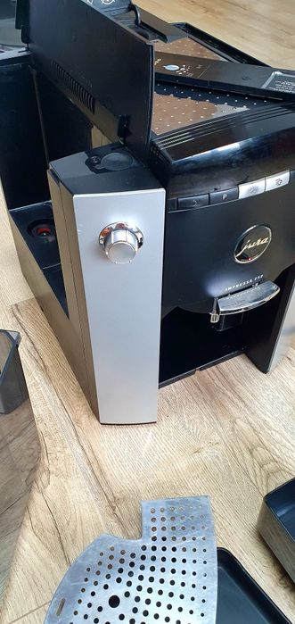 Aparat de Cafea Jura Impressa F50 functioneaza perfect
