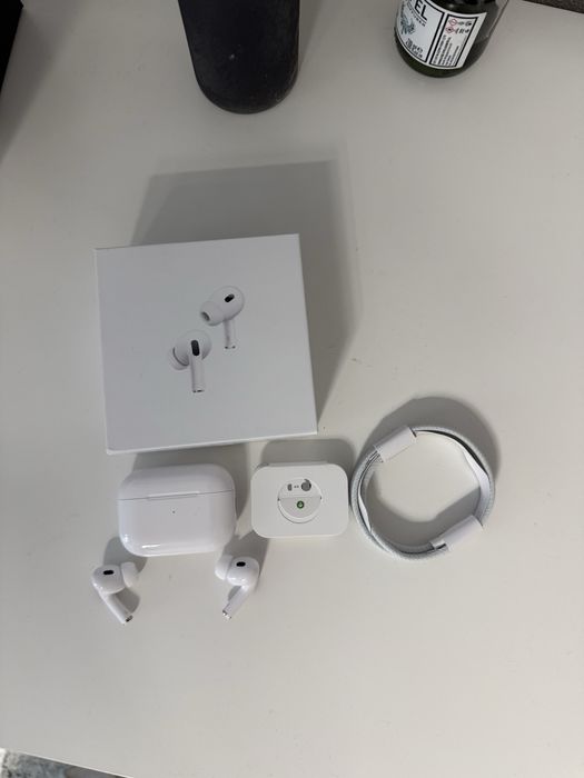 Apple AirPods Pro 2