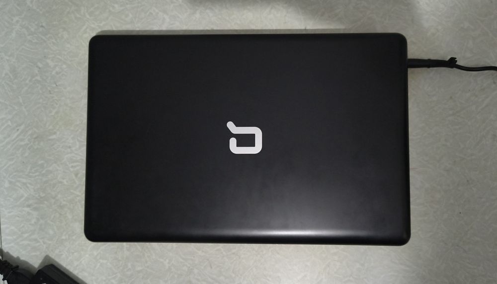 Ноутбук HP Presario CQ57