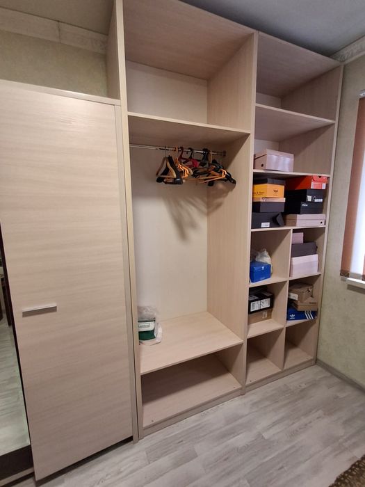 2 шкафа 2.8 метровых