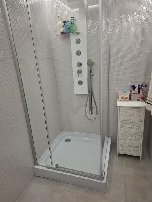 Душевая кабина !