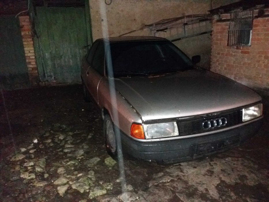 Ауди 80 на части Audi 80