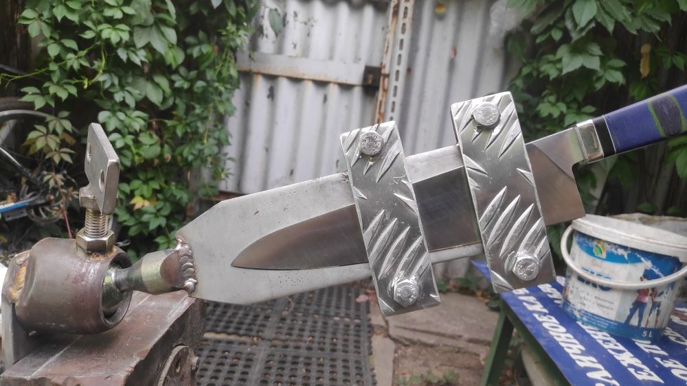 Тиски   ножидела