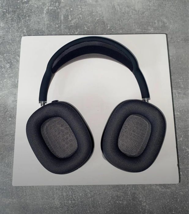 Casti Airpods Max negre