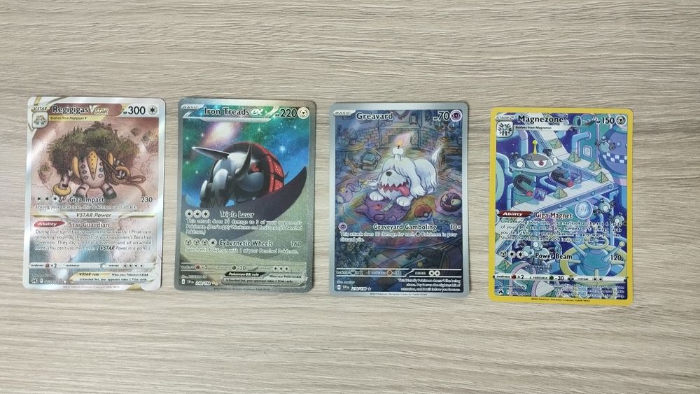 Colecție cartonașe Pokemon