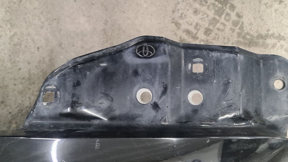 Левое крыло тойота хайландер