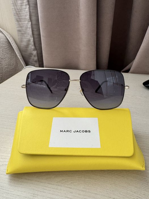 Солнцезащитные очки Marc Jacobs