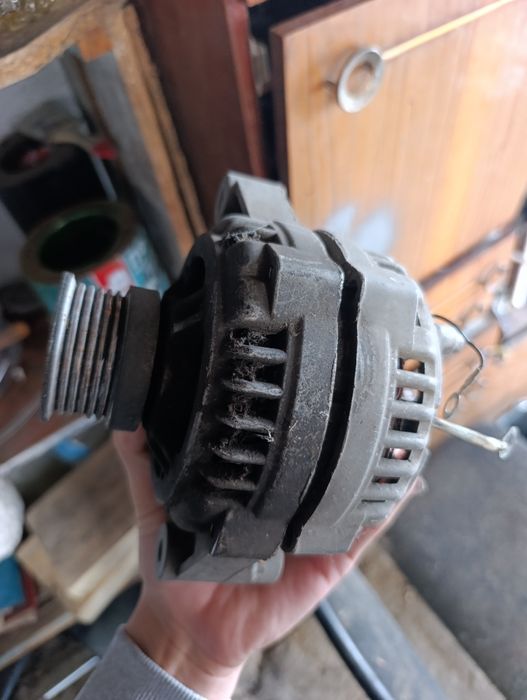 Продам генератор ваз