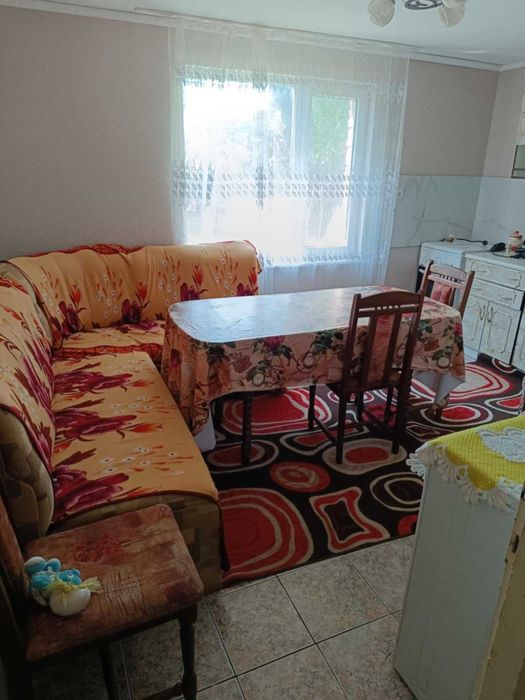 Дава се под наем Етаж от къща в с. Ковачица, Област Монтана - 1000 кв.м за 382.5 € - Снимка #10