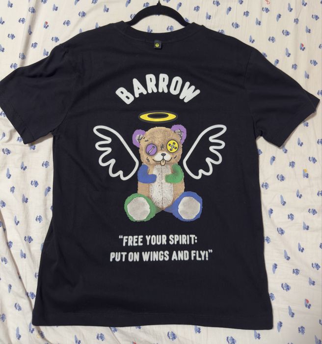 Tricouri Barrow originale aproape noi