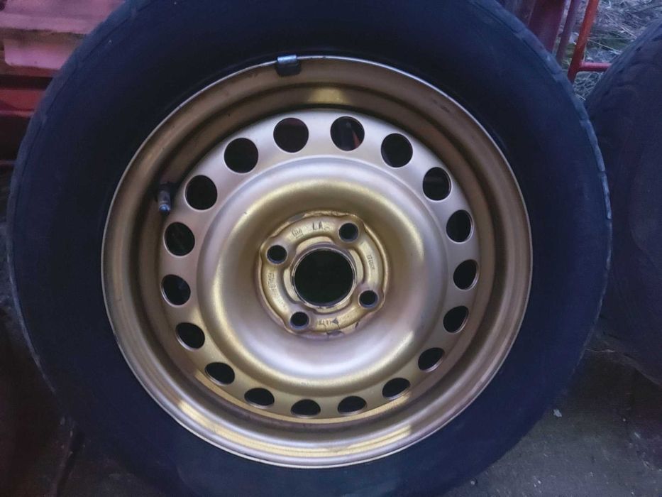 Гуми с джанти 14 цола 4x100