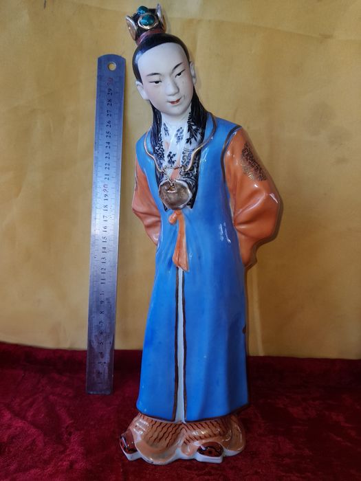 Советские фарфоровые статуэтки