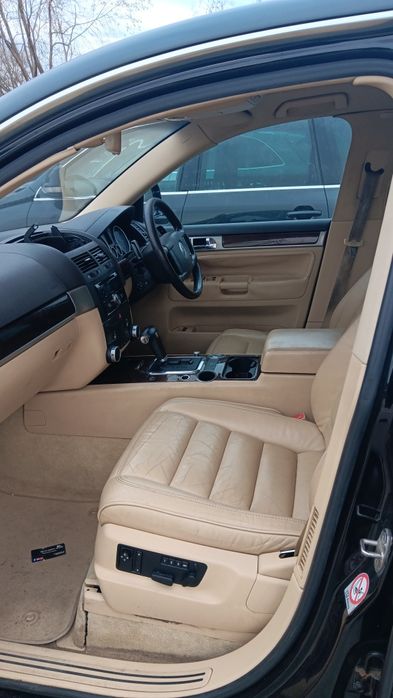 VW Touareg 3.2 B , автомат ,220 к.с. , 60.броя на части