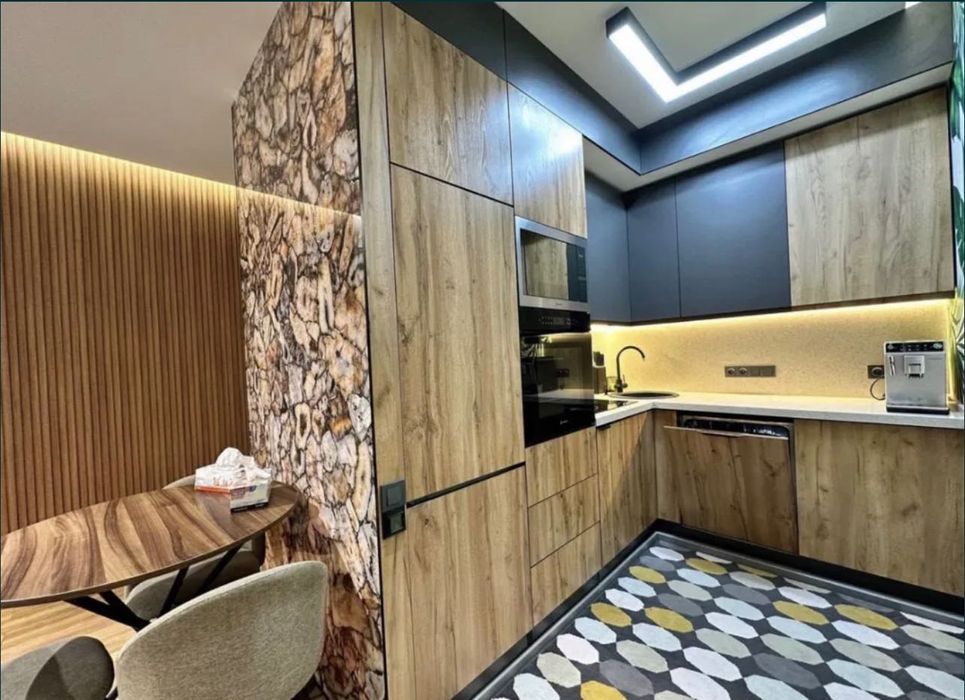 Ц-5 Сдается ж впечатлительная 2 комнатная квартира  новастройка