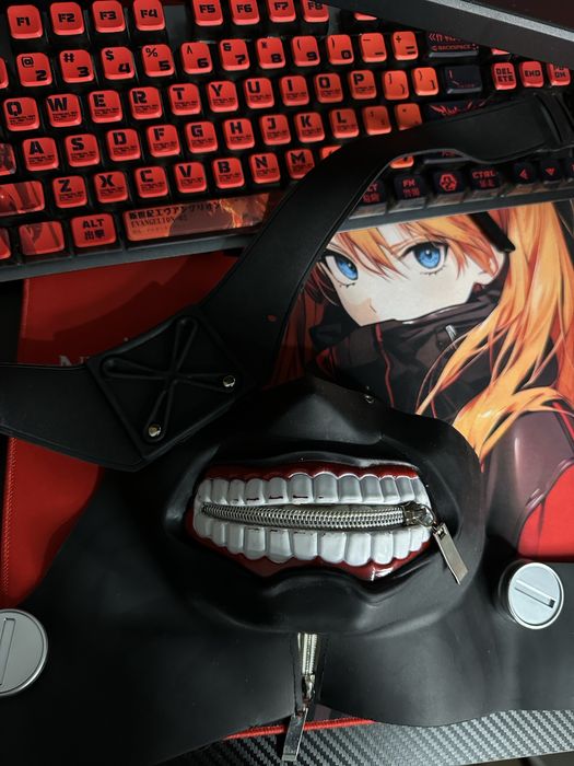 Маска Токийский гуля Канеки