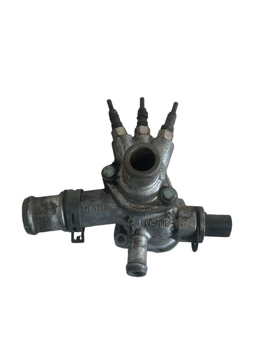 Flansa Lichid De Racire / Corp Temostat Volkswagen Golf Iv 1J1 1997 -