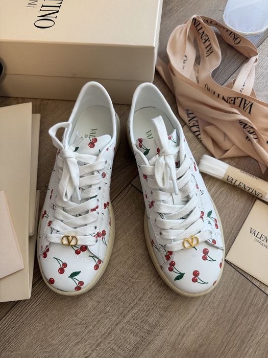 Маратонки Valentino Garavani 36.5
