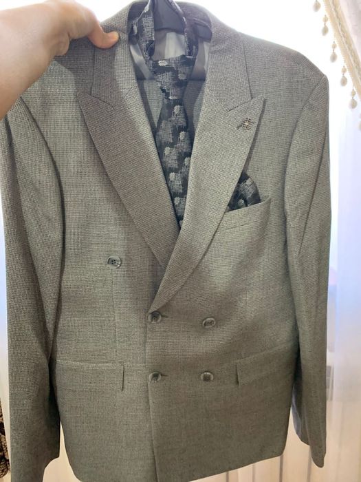 Костюм сатылады арзан