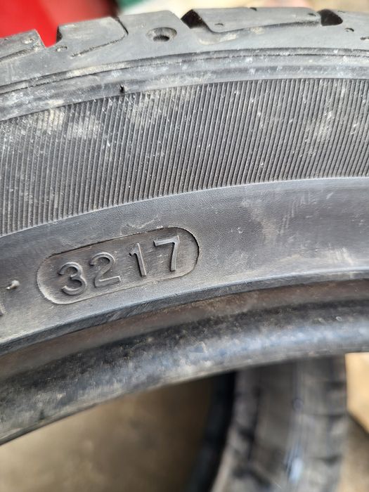2 anvelope 245 45 R 19 Hankook Vara
