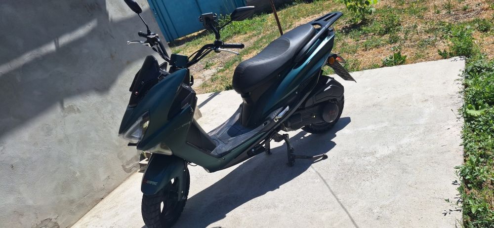 Макси Liya 150сс