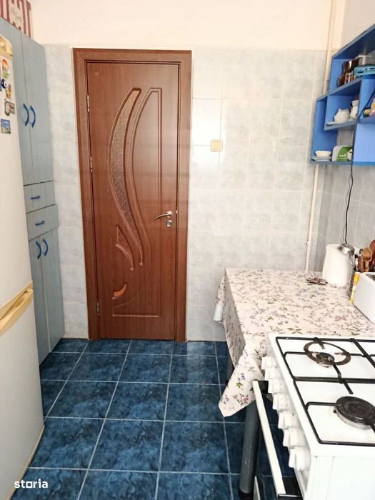 Apartament 2 camere, G. Bacovia, bucatărie separată — fotografia 3