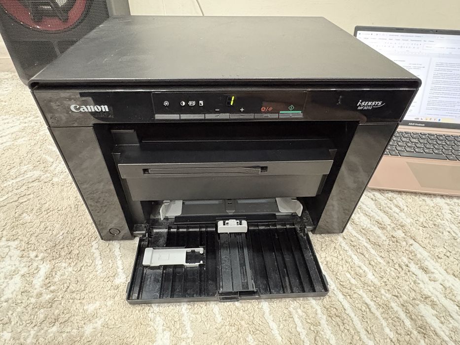 МФУ Canon MF3010 в отличном состоянии
